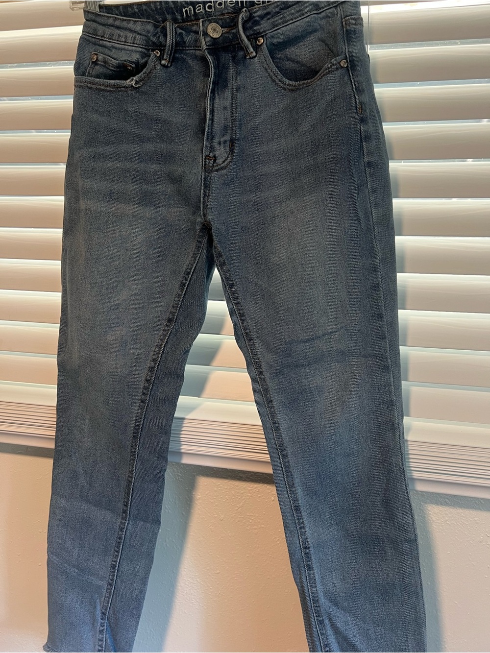 Madden Girl Skinny Jeans in Dark Blue Wash size 25